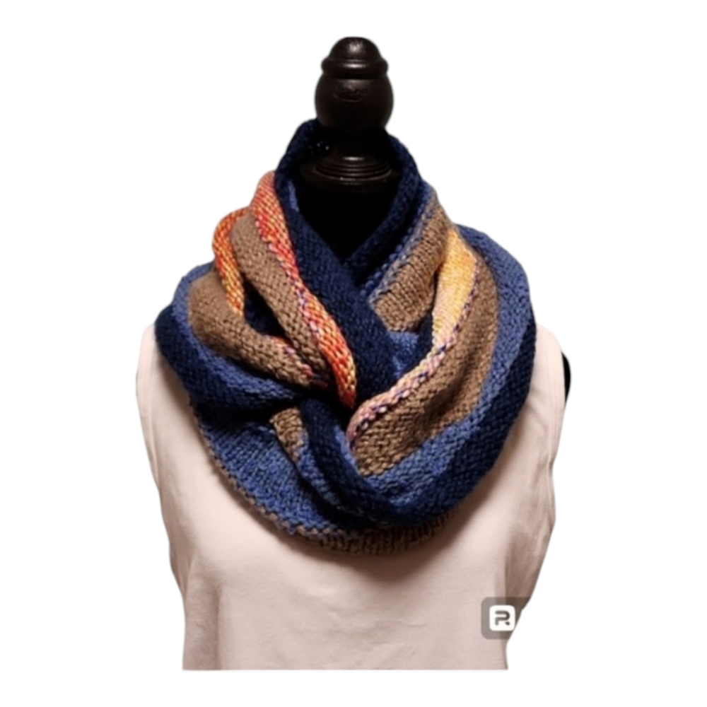 🛒3 For $10 🛍 Beautiful infinity scarf
